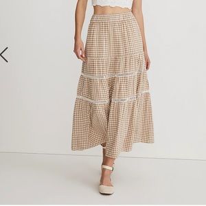 Madewell Linen-Blend Eyelet-Trim Tiered Maxi Skirt